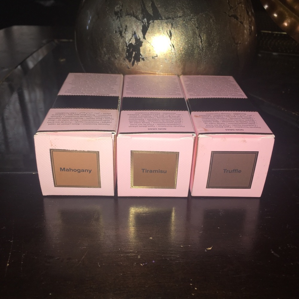 Too faced born this way mahogany tiramisu truffle